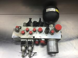 Liebherr Ölpilotventil